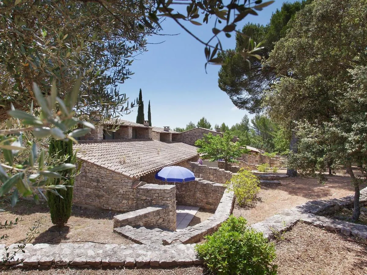 Neat Apartment With Ac, 3 Km Form The Centre Of Gordes Holiday home